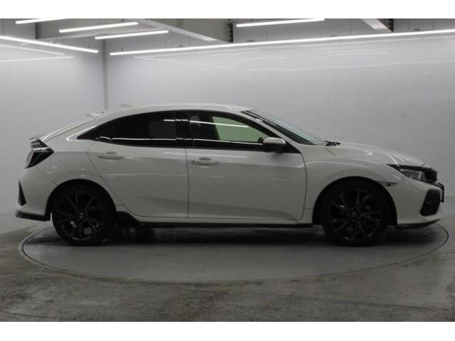 HONDA CIVIC HATCHBACK 2018 Image 31