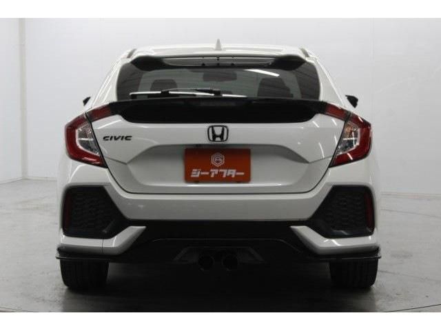 HONDA CIVIC HATCHBACK 2018 Image 31