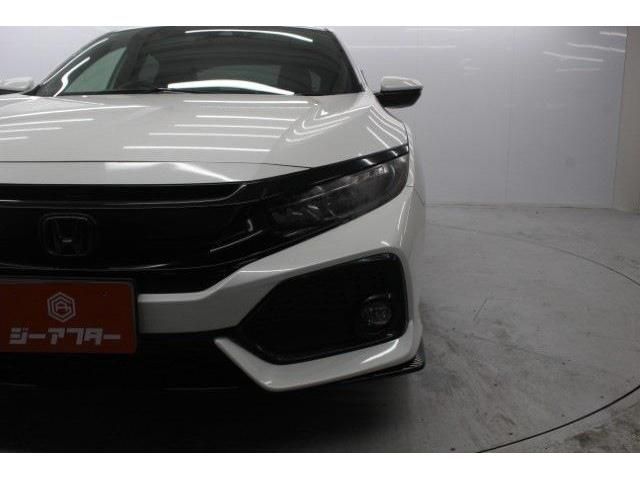 HONDA CIVIC HATCHBACK 2018 Image 31