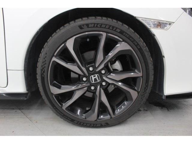 HONDA CIVIC HATCHBACK 2018 Image 31