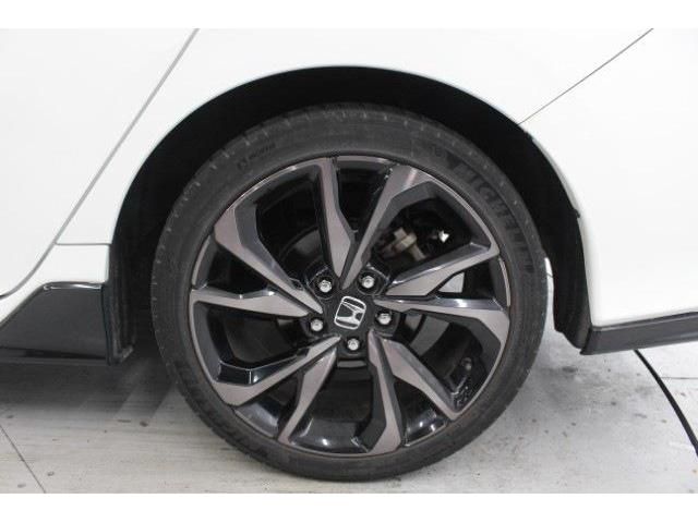 HONDA CIVIC HATCHBACK 2018 Image 31