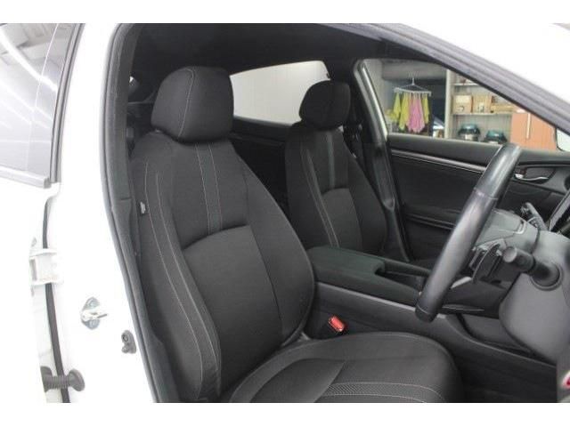 HONDA CIVIC HATCHBACK 2018 Image 31