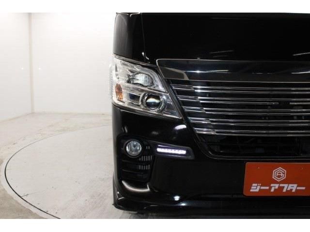 NISSAN NV350 CARAVAN 2020 Image 31