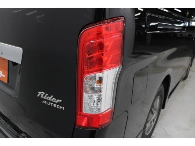 NISSAN NV350 CARAVAN 2020 Image 31