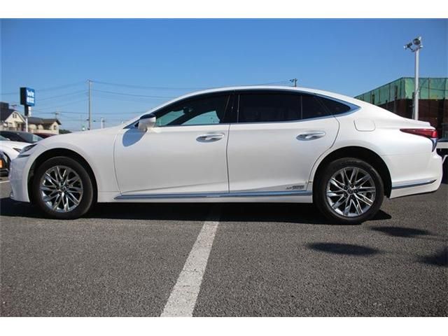 TOYOTA LEXUS LS500H 4WD 2017 Image 31