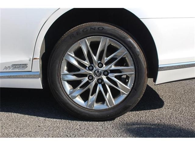 TOYOTA LEXUS LS500H 4WD 2017 Image 31