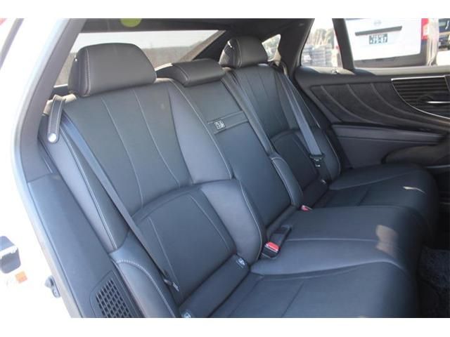 TOYOTA LEXUS LS500H 4WD 2017 Image 31