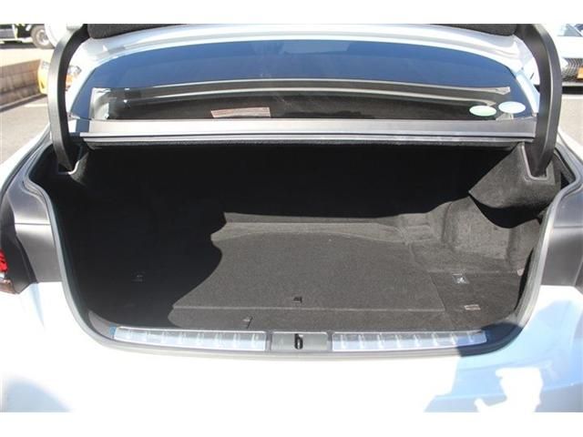 TOYOTA LEXUS LS500H 4WD 2017 Image 31