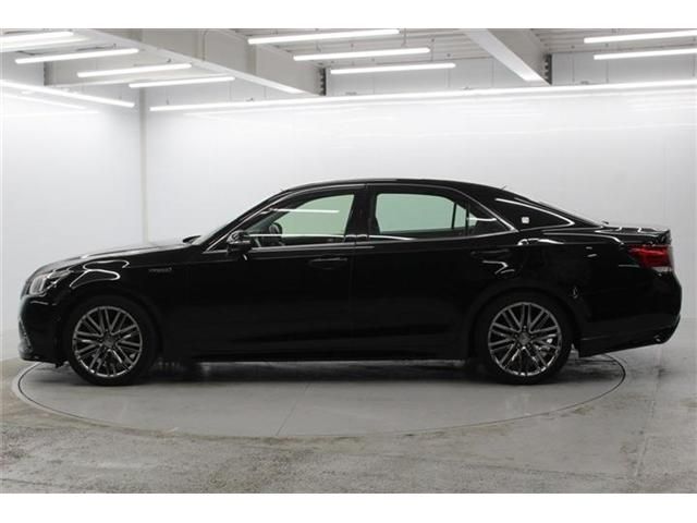 TOYOTA CROWN SEDAN HYBRID 2016 Image 31