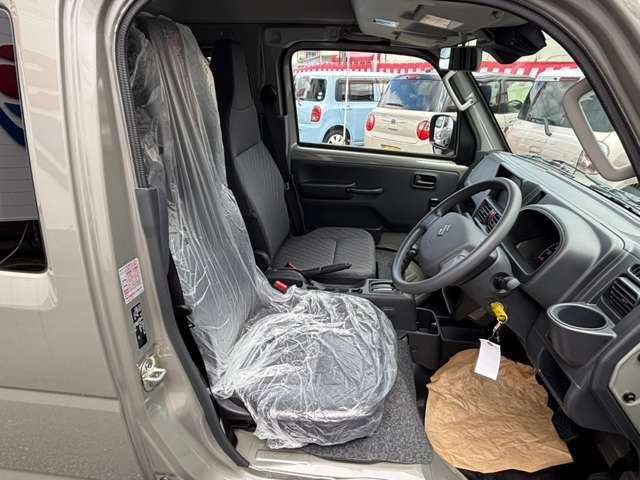 SUZUKI CARRY TRUCK 4WD 2025 Image 31