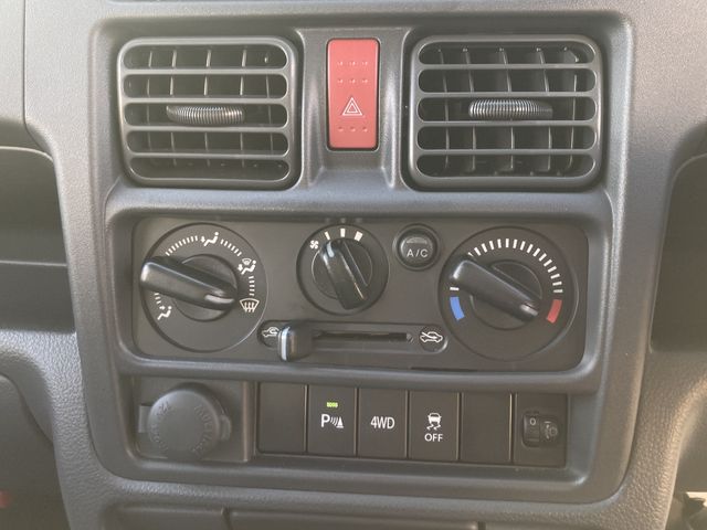 SUZUKI CARRY TRUCK 4WD 2025 Image 31