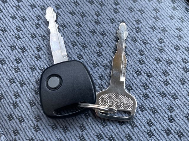 SUZUKI CARRY TRUCK 4WD 2025 Image 31