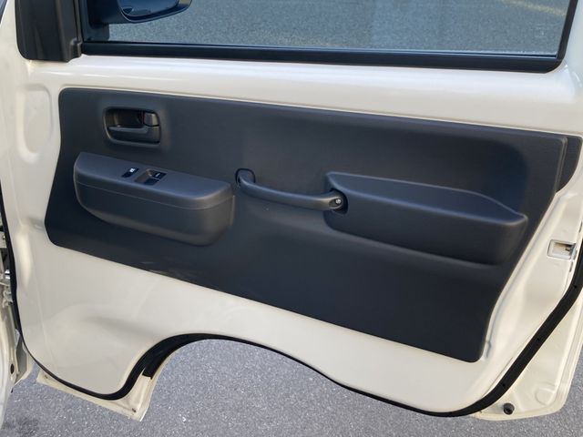 SUZUKI CARRY TRUCK 4WD 2025 Image 31