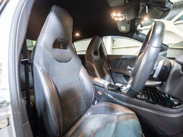 MERCEDES BENZ A CLAS 2019 Image 31