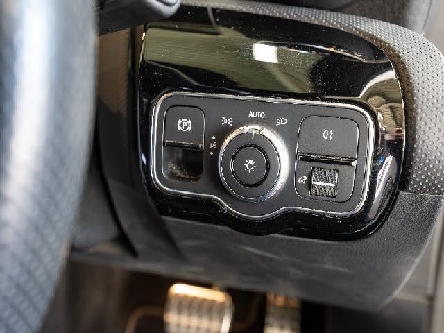 MERCEDES BENZ A CLAS 2019 Image 31