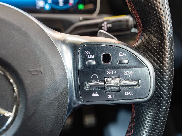 MERCEDES BENZ A CLAS 2019 Image 31