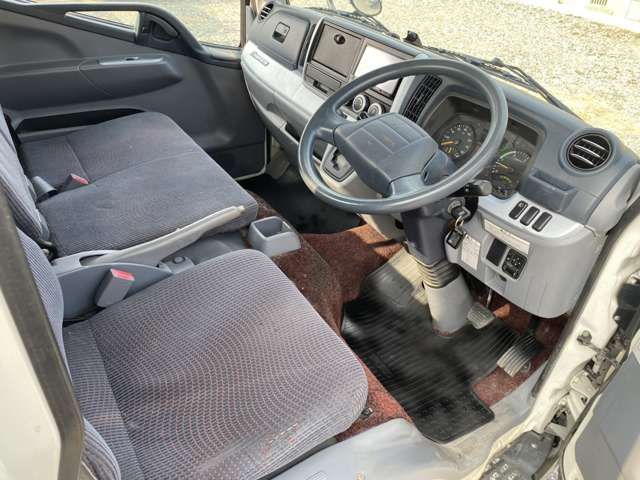 MITSUBISHI CANTER 2015 Image 31