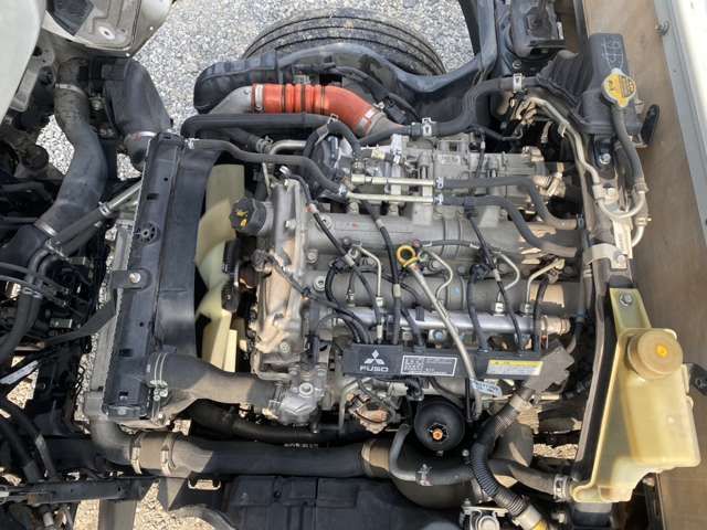 MITSUBISHI CANTER 2015 Image 31