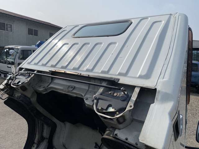 MITSUBISHI CANTER 2015 Image 31