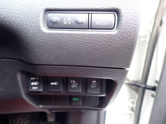 NISSAN X-TRAIL HYBRID 2WD 2015 Image 31