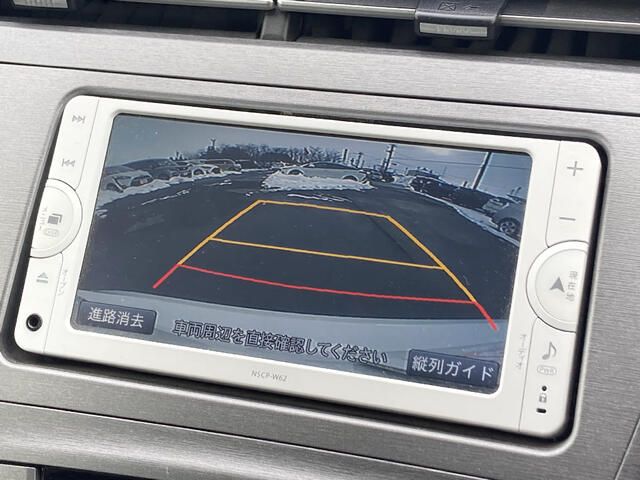 TOYOTA PRIUS 2014 Image 31