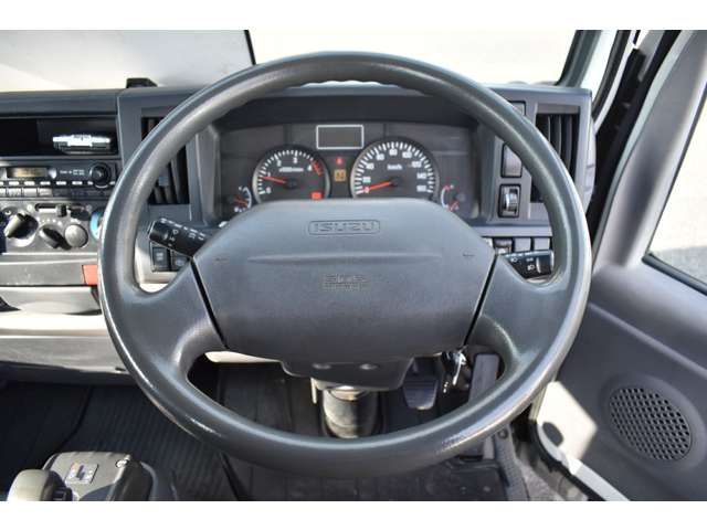 ISUZU ELF 2012 Image 31