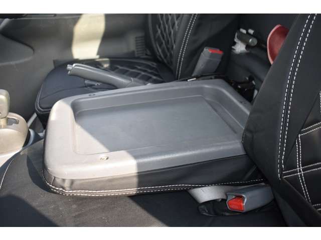 ISUZU ELF 2012 Image 31