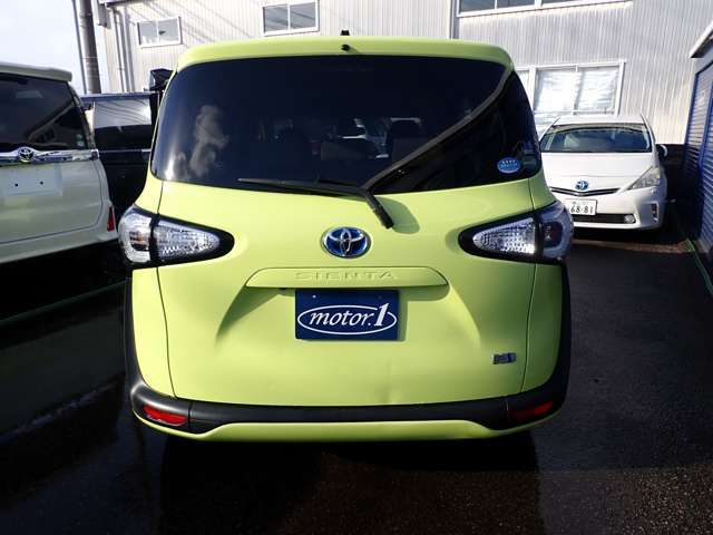 TOYOTA SIENTA HYBRID 2015 Image 31
