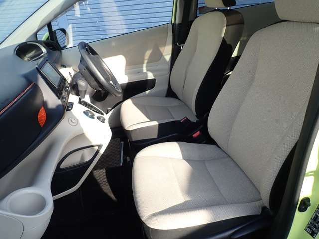 TOYOTA SIENTA HYBRID 2015 Image 31