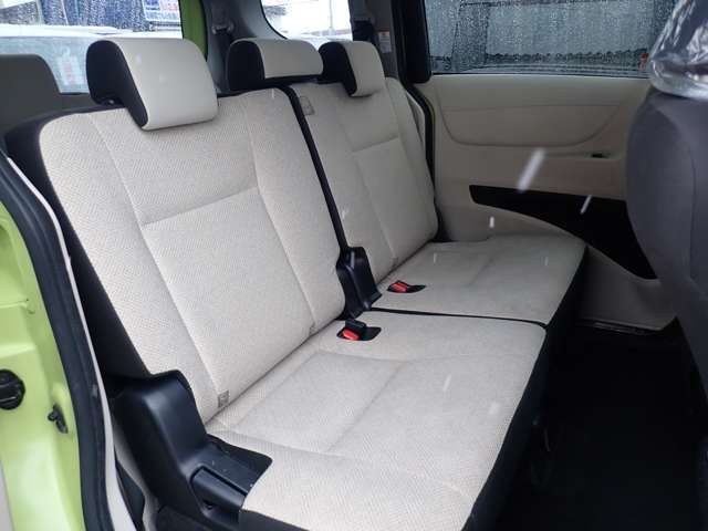 TOYOTA SIENTA HYBRID 2015 Image 31