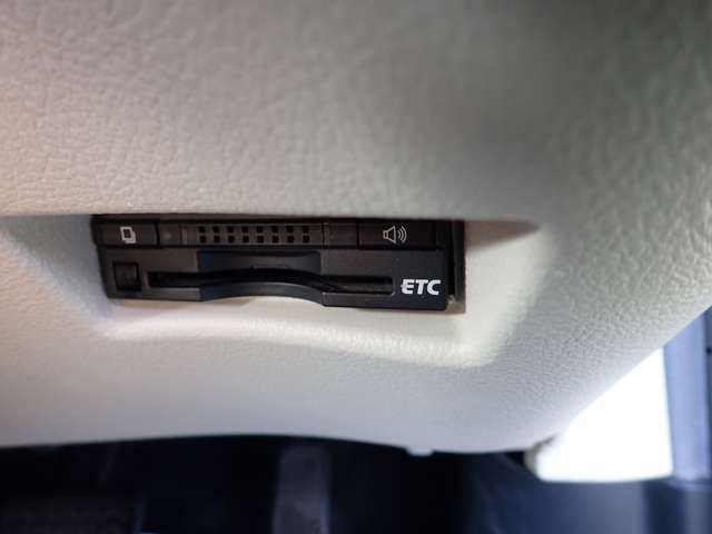 TOYOTA SIENTA HYBRID 2015 Image 31