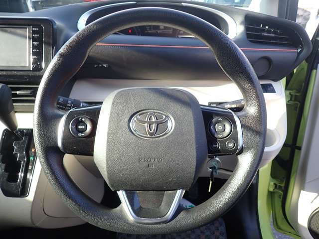TOYOTA SIENTA HYBRID 2015 Image 31