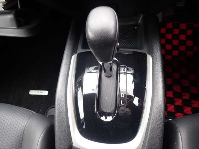 NISSAN X-TRAIL 4WD 2016 Image 31