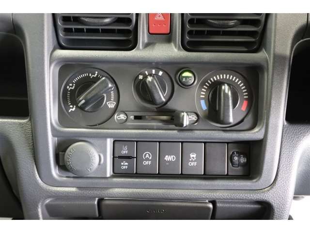 SUZUKI CARRY TRUCK 4WD 2023 Image 31