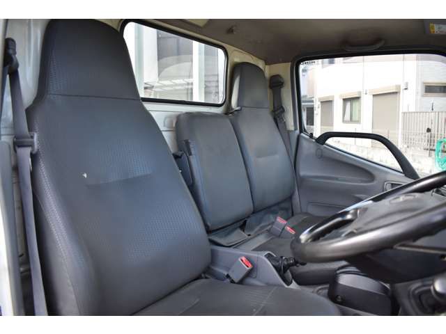 HINO DUTRO 2017 Image 31