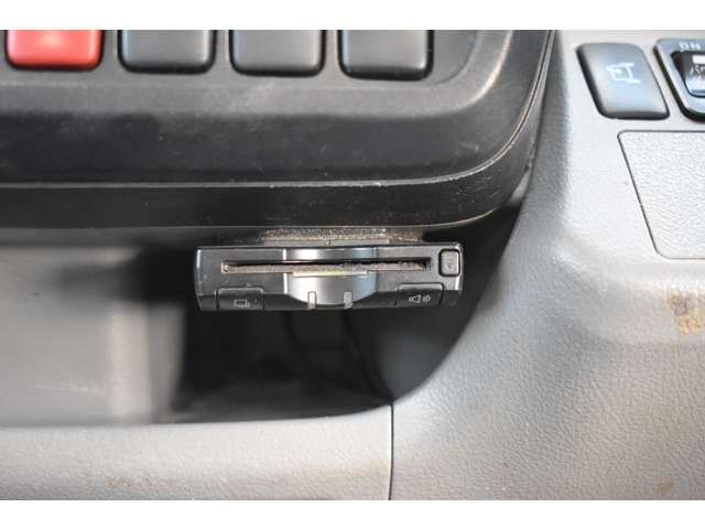 HINO DUTRO 2017 Image 31