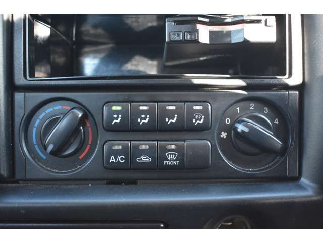 MAZDA BONGO TRUCK 2WD 2017 Image 31