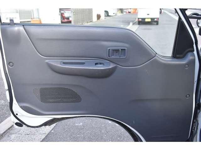 MAZDA BONGO TRUCK 2WD 2017 Image 31