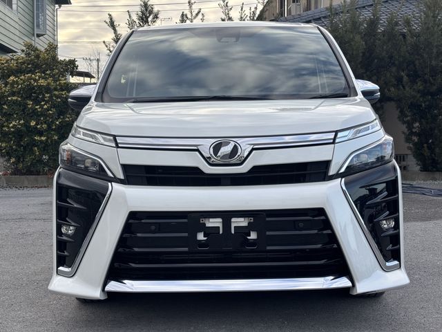 TOYOTA VOXY 2019 Image 31