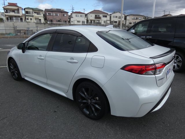 TOYOTA COROLLA SEDAN HYBRID 2021 Image 31