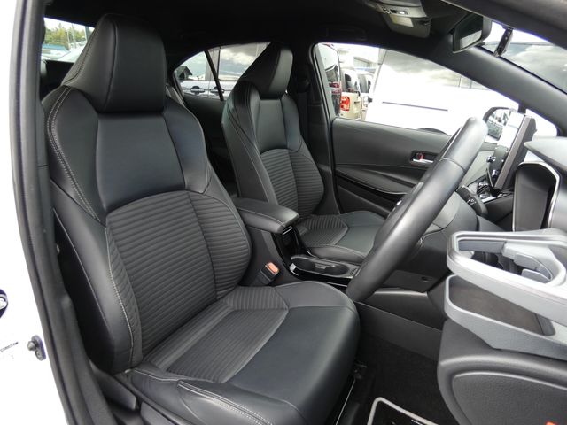 TOYOTA COROLLA SEDAN HYBRID 2021 Image 31