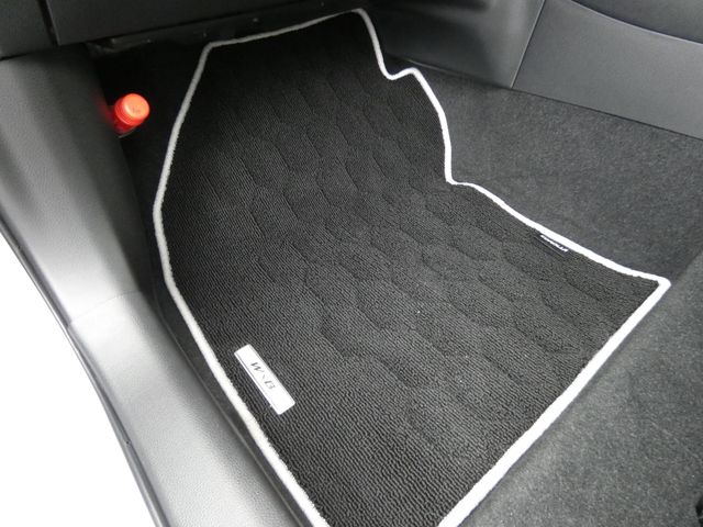 TOYOTA COROLLA SEDAN HYBRID 2021 Image 31