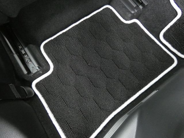 TOYOTA COROLLA SEDAN HYBRID 2021 Image 31