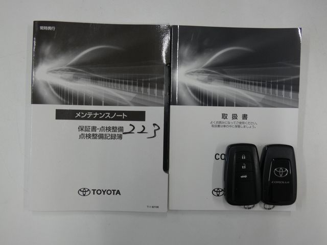 TOYOTA COROLLA SEDAN HYBRID 2021 Image 31