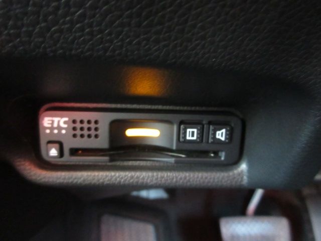 HONDA FIT HYBRID 2018 Image 31