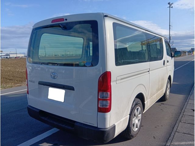 TOYOTA HIACE VAN 2WD 2019 Image 31