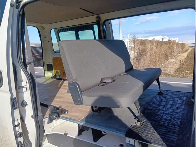 TOYOTA HIACE VAN 2WD 2019 Image 31