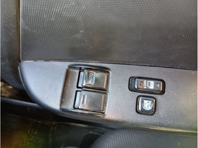 TOYOTA HIACE VAN 2WD 2019 Image 31