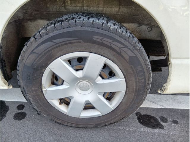 TOYOTA HIACE VAN 2WD 2019 Image 31