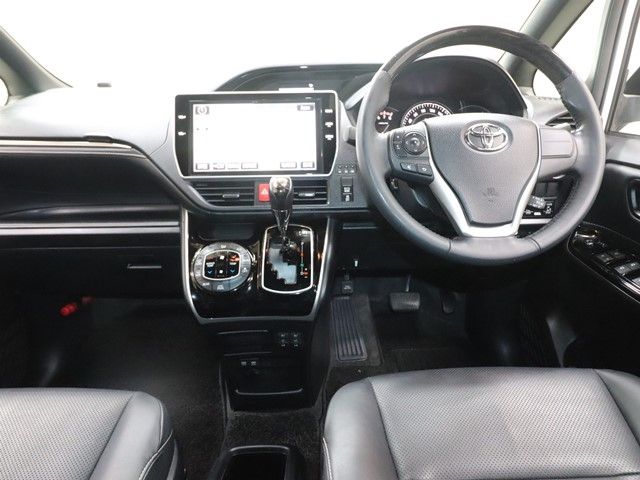 TOYOTA ESQUIRE 2017 Image 31